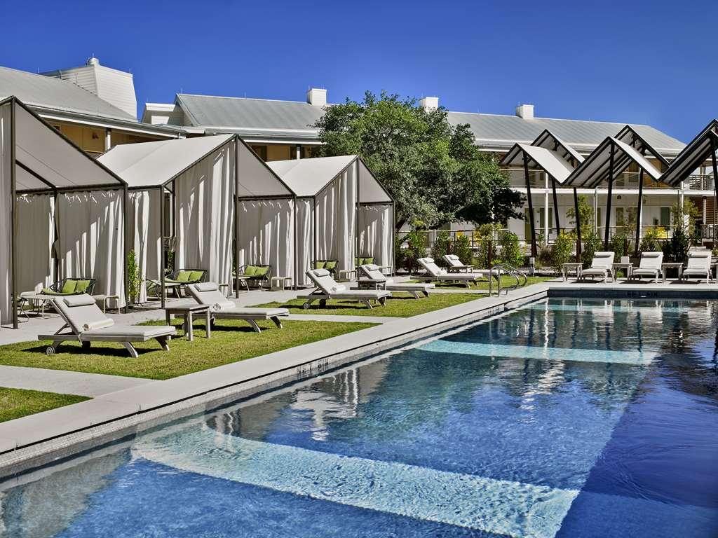 Cavalry Court, By Valencia Hotel Collection College Station Bekvämligheter bild