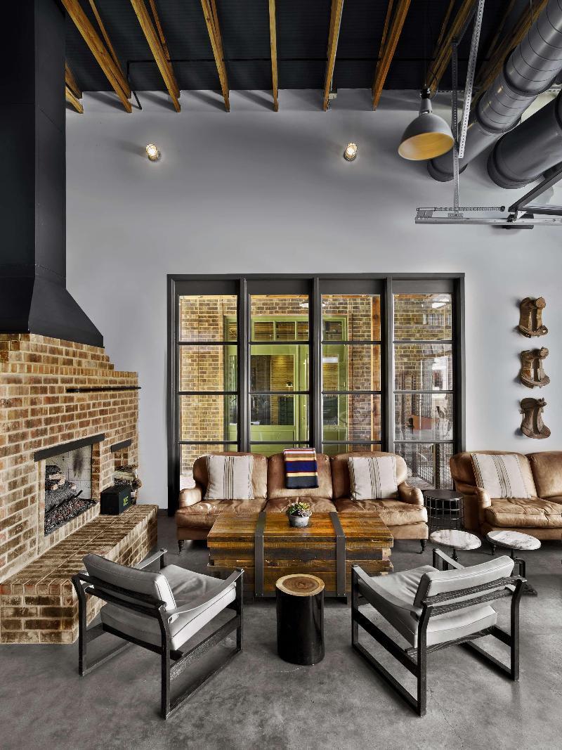 Cavalry Court, By Valencia Hotel Collection College Station Exteriör bild