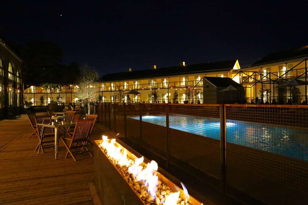 Cavalry Court, By Valencia Hotel Collection College Station Exteriör bild